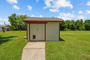4630 Hudson Rd, Santa Fe, TX 77517 - Photo 39