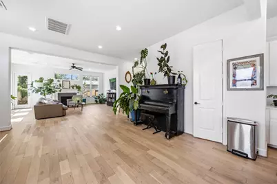 723 W 16th Street, Houston, TX 77008 - Photo 5