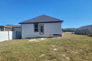 148 Rd 5262, Cleveland, TX 77327 - Photo 3