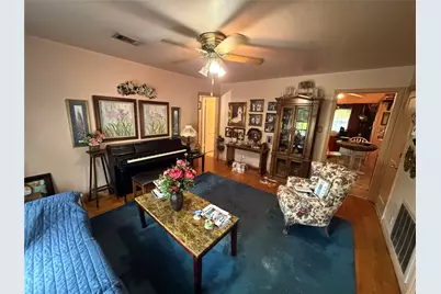 109 Dahlia Street, Orange, TX 77630 - Photo 3