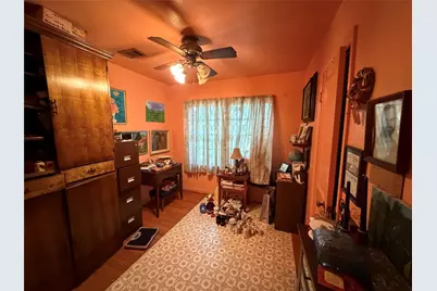 109 Dahlia Street, Orange, TX 77630 - Photo 11