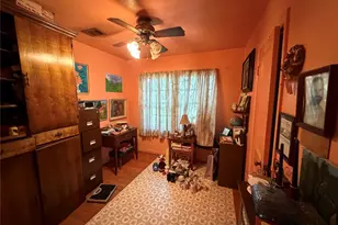 109 Dahlia St, Orange, TX 77630 - Photo 11