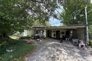 109 Dahlia St, Orange, TX 77630 - Photo 1