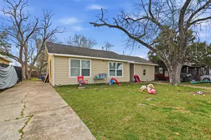 8906 Talton St, Houston, TX 77078 - Photo 3