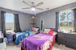 8906 Talton St, Houston, TX 77078 - Photo 11