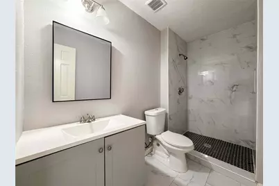 11873 Algonquin Drive, Houston, TX 77089 - Photo 17