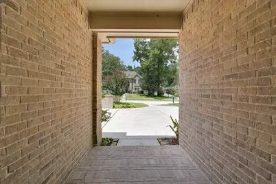 1605 Cafe Dumonde, Conroe, TX 77304 - Photo 5