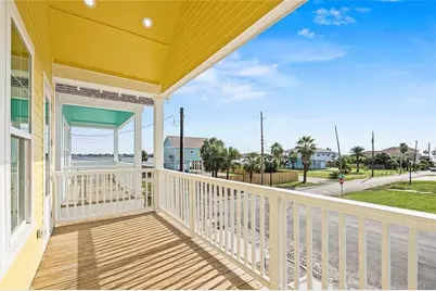 1106 62nd St, Galveston, TX 77551 - Photo 1