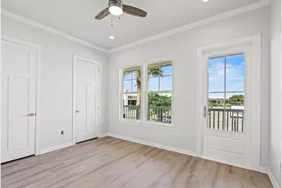 1106 62nd St, Galveston, TX 77551 - Photo 7