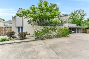 6305 Deerwood Rd, Houston, TX 77057 - Photo 3