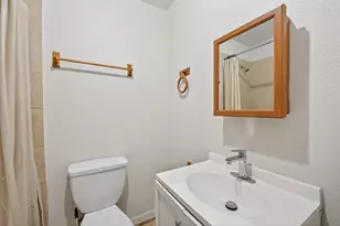 7742 Park Pl Blvd, Houston, TX 77087 - Photo 11