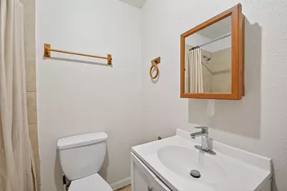 7742 Park Place Boulevard #4, Houston, TX 77087 - Photo 9