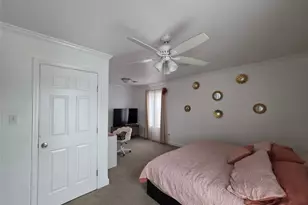 830 Hollycrest Dr, Channelview, TX 77530 - Photo 9