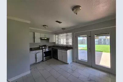 830 Hollycrest Drive, Channelview, TX 77530 - Photo 7
