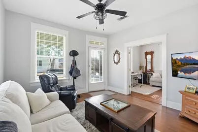 3602 Avenue R, Galveston, TX 77550 - Photo 5