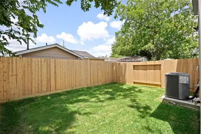 4117 Kewanee Street #A/B, Houston, TX 77051 - Photo 21