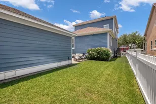 9 Broad St, Galveston, TX 77554 - Photo 39