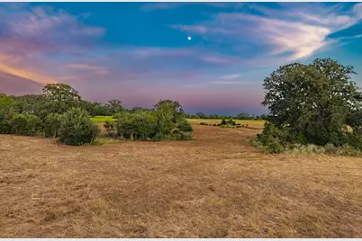 1830 Holub Road, Schulenburg, TX 78956 - Photo 15