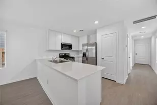 939 Pertuso Ln, Huffman, TX 77336 - Photo 5