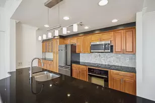 49 Briar Hollow Ln, Houston, TX 77027 - Photo 3