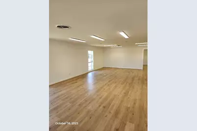 1301 N Avenue H, Freeport, TX 77541 - Photo 9