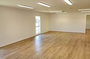 1301 N Avenue H, Freeport, TX 77541 - Photo 9