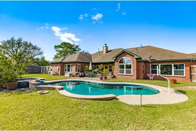 55 Mandevilla Court, Lake Jackson, TX 77566 - Photo 43