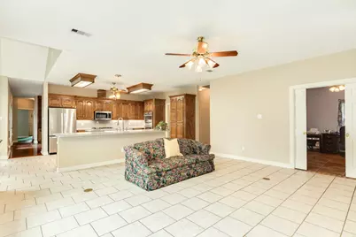 55 Mandevilla Court, Lake Jackson, TX 77566 - Photo 21