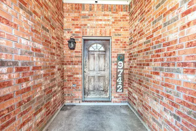 9742 E Jennifer Way Drive, Houston, TX 77075 - Photo 7