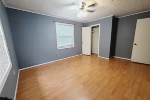 7535 Thurow St, Houston, TX 77087 - Photo 9