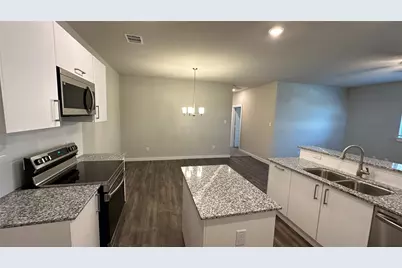 9804 Grosbeak Lane, Magnolia, TX 77354 - Photo 5