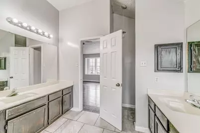 1916 Woodland Hills Drive, Missouri City, TX 77489 - Photo 15