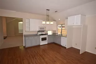 7910 Park Hollow Ct, Houston, TX 77095 - Photo 7