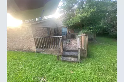 8402 Darlington Drive, Houston, TX 77028 - Photo 3