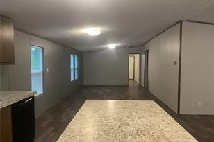 509 W 4th St, Corrigan, TX 75939 - Photo 13