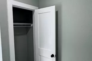 169 S 10th St, Conroe, TX 77301 - Photo 5