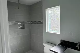 169 S 10th St, Conroe, TX 77301 - Photo 21