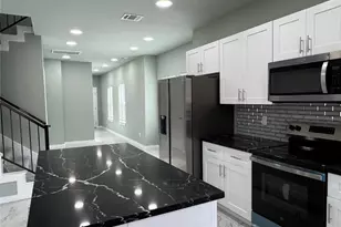 169 S 10th St, Conroe, TX 77301 - Photo 13