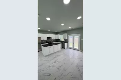 169 S 10th Street, Conroe, TX 77301 - Photo 11