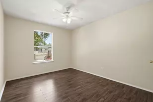 807 Oak W Dr, Houston, TX 77073 - Photo 11