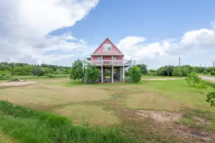 7526 3rd Ave, Sabine Pass, TX 77640 - Photo 23