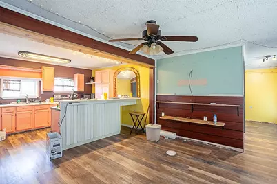 7526 3rd Avenue, Sabine Pass, TX 77640 - Photo 3