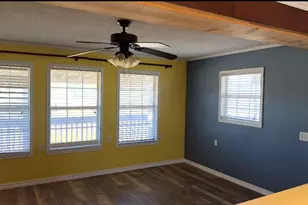 7526 3rd Ave, Sabine Pass, TX 77640 - Photo 9
