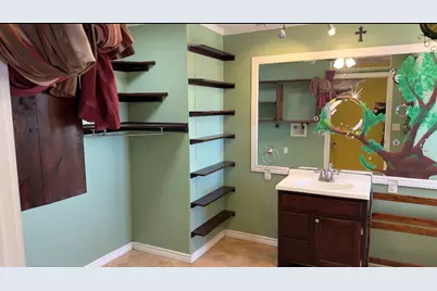 7526 3rd Avenue, Sabine Pass, TX 77640 - Photo 13