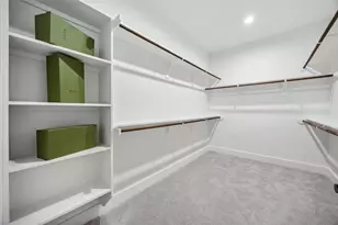 321 Charlock St, Houston, TX 77022 - Photo 9