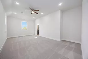 321 Charlock St, Houston, TX 77022 - Photo 27
