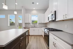 321 Charlock St, Houston, TX 77022 - Photo 23