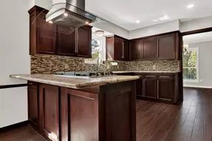 5315 Lawn Arbor Dr, Houston, TX 77066 - Photo 13