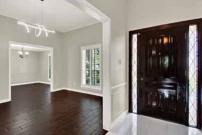 5315 Lawn Arbor Drive, Houston, TX 77066 - Photo 5