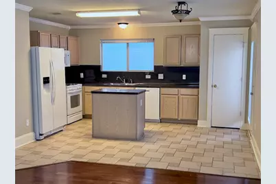 26848 Manor Crest Court, Kingwood, TX 77339 - Photo 3